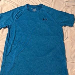 Men’s Under Armour wicking athletic t-shirt. Never been worn.